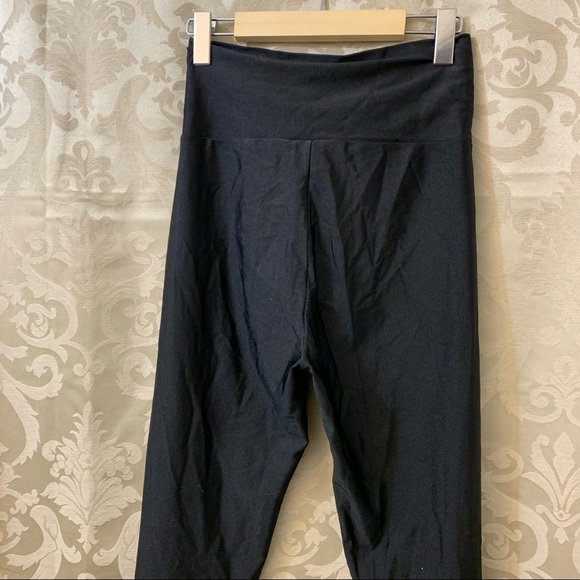 High Rise Leggings - Picture 4 of 4